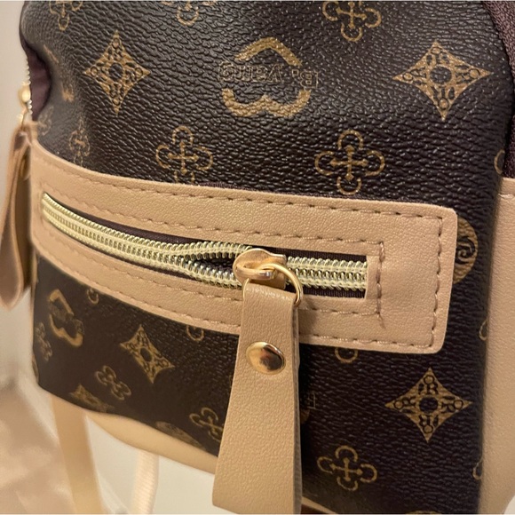 B. yang Please check all picture of condition. - Picture 4 of 13